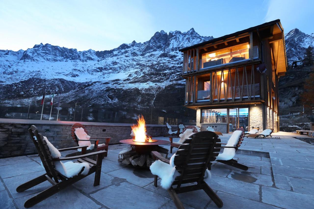 Chalet Blanc Cervinia Bed & Breakfast Breuil-Cervinia Eksteriør bilde